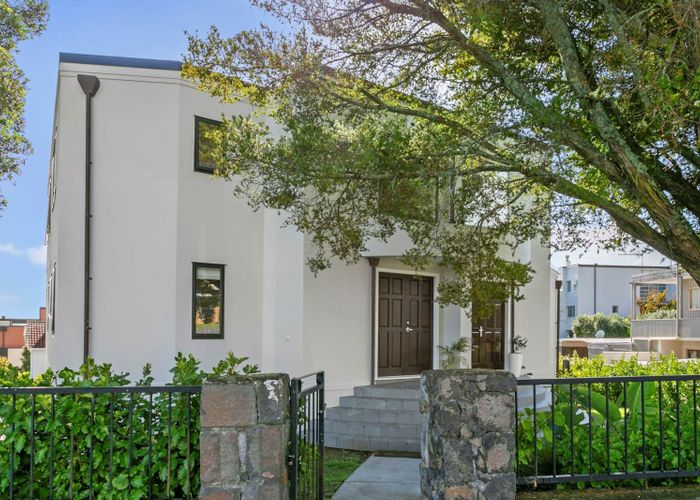  at 18 Kaimata Street, Saint Heliers, Auckland City, Auckland