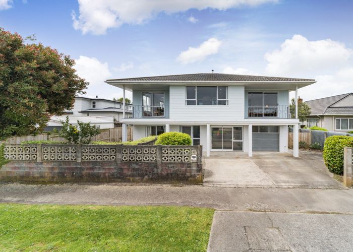  at 27 Millar Street, Terrace End, Palmerston North, Manawatu / Whanganui