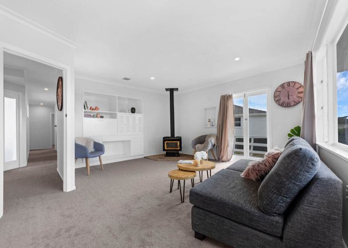  at 10 Mildmay Road, Henderson, Waitakere City, Auckland