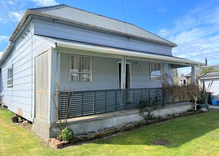  at 14 Edwyn Street, Blackball, Greymouth