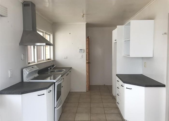  at 4 Milton Road, Papatoetoe, Manukau City, Auckland