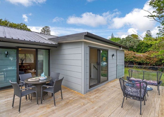  at 10 Eagleson Street, Northcross, North Shore City, Auckland