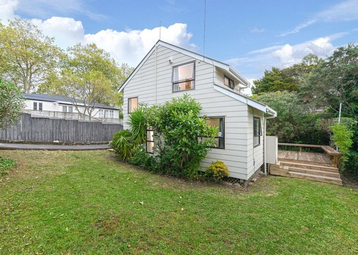  at 2/93 Seabrook Avenue, New Lynn, Waitakere City, Auckland