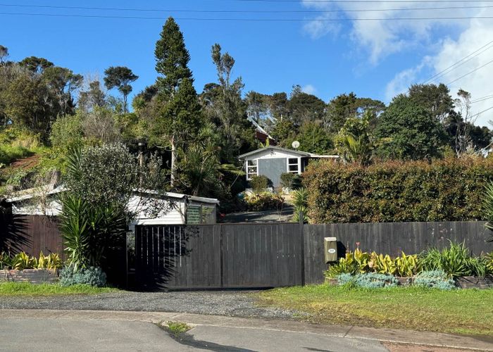  at 458 Huia Road, Laingholm, Waitakere City, Auckland
