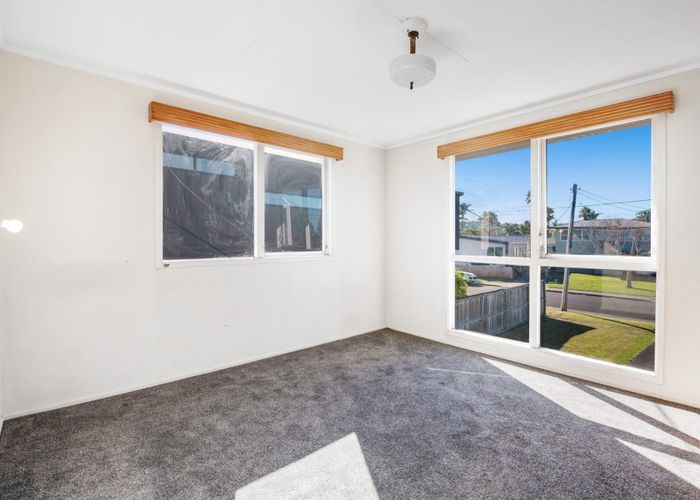  at 31 Doment Crescent, Orewa, Orewa