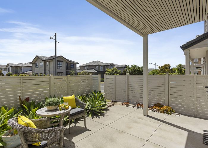  at 44A Tauoma Crescent, Stonefields, Auckland