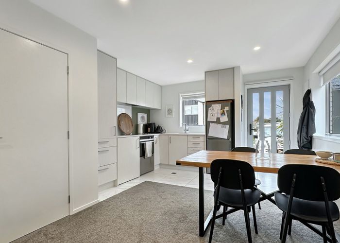  at 7/24 Kelwyn Road, Kelston, Auckland