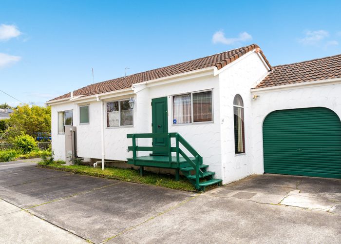  at 4/77 Nile Road, Milford, North Shore City, Auckland