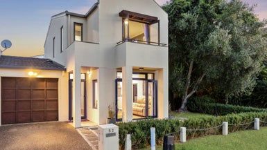  at 52 Gunner Drive, Te Atatu Peninsula, Auckland