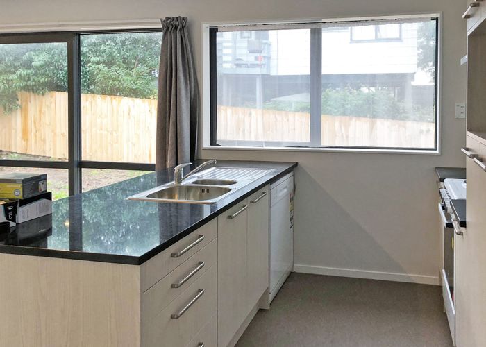  at 121A Flanshaw Road, Te Atatu South, Waitakere City, Auckland