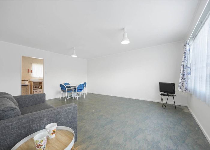  at 4/78 West Coast Road, Glen Eden, Waitakere City, Auckland