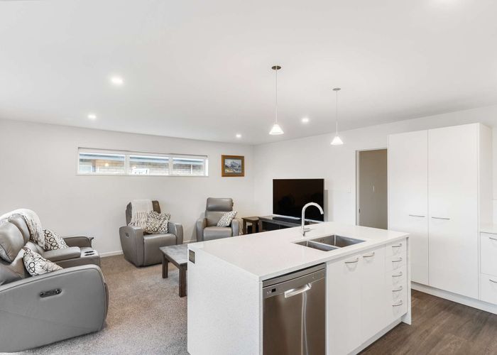  at 8 Torbeg Lane, Broomfield, Christchurch