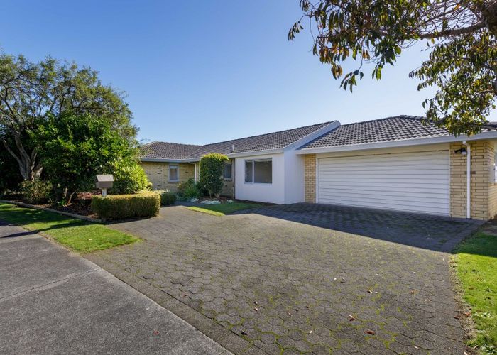  at 9 Ashmore Drive, Frankleigh Park, New Plymouth