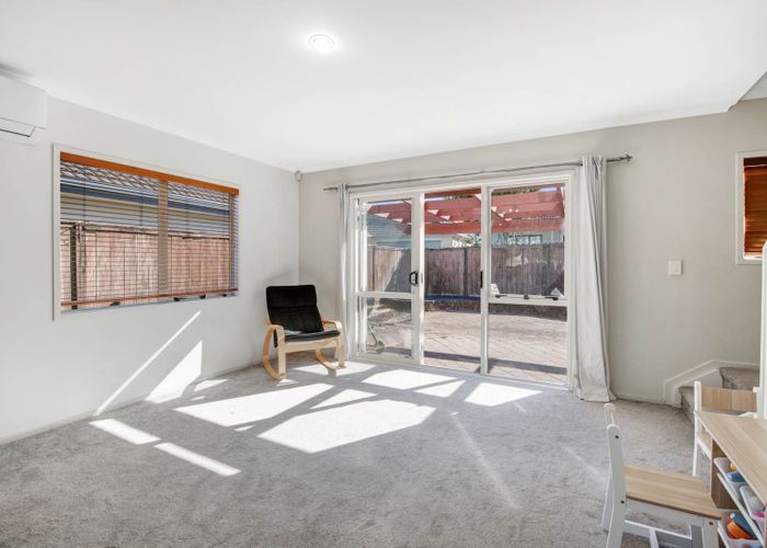  at 89 Espalier Drive, Henderson, Waitakere City, Auckland