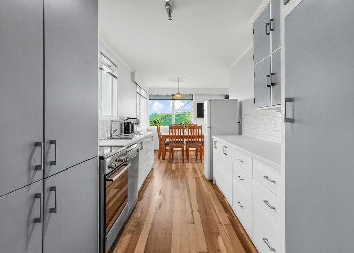  at 15 Lord Street, Stokes Valley, Lower Hutt, Wellington