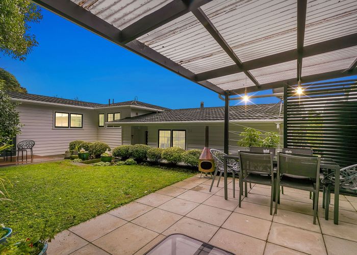  at 10 Colonial Grove, Tawa, Wellington