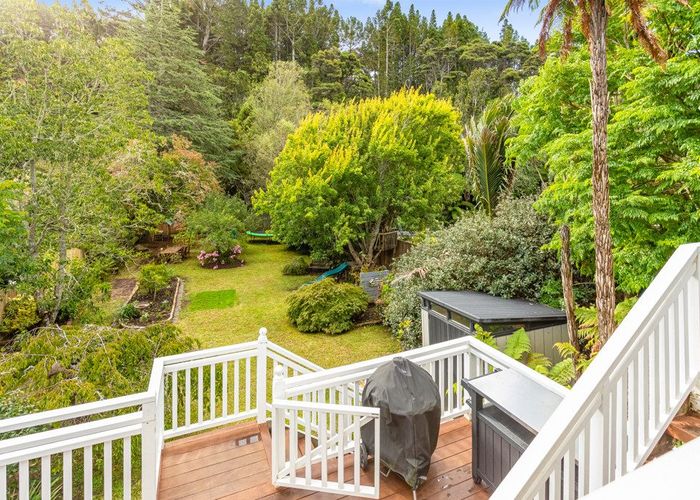  at 27 Birdwood Road, Swanson, Auckland