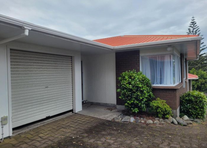  at 2/110 Young Street, Lynmouth, New Plymouth, Taranaki