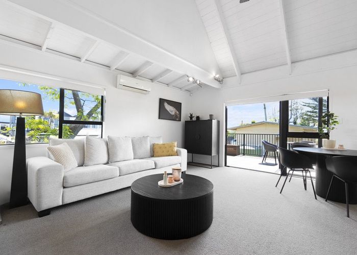  at 58B Aeroview Drive, Beach Haven, North Shore City, Auckland