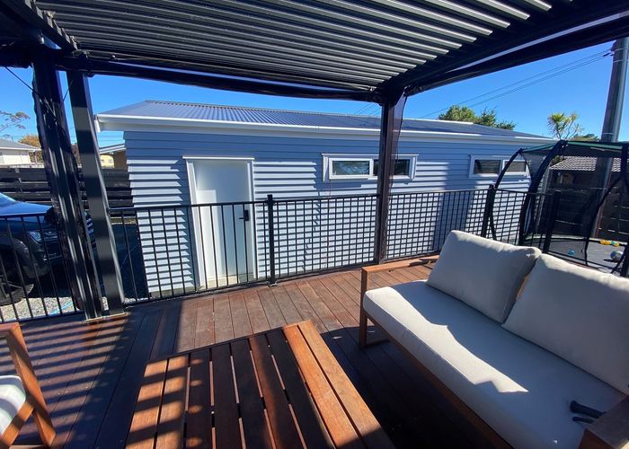  at 285 Royal Road, Massey, Auckland