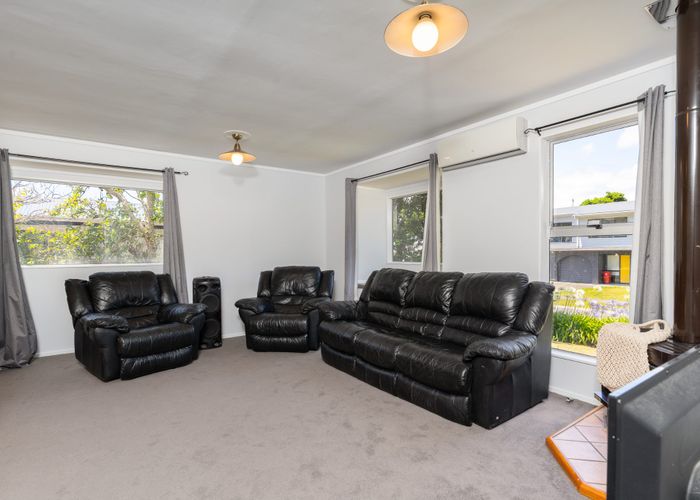  at 6 Bowline Place, Whitby, Porirua, Wellington