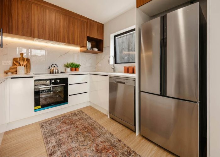  at 7 A, B, C, Percival Street, Manurewa, Manukau City, Auckland