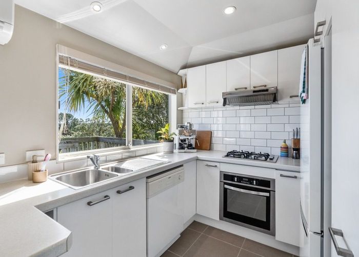  at 49A Onewa Road, Northcote, Auckland