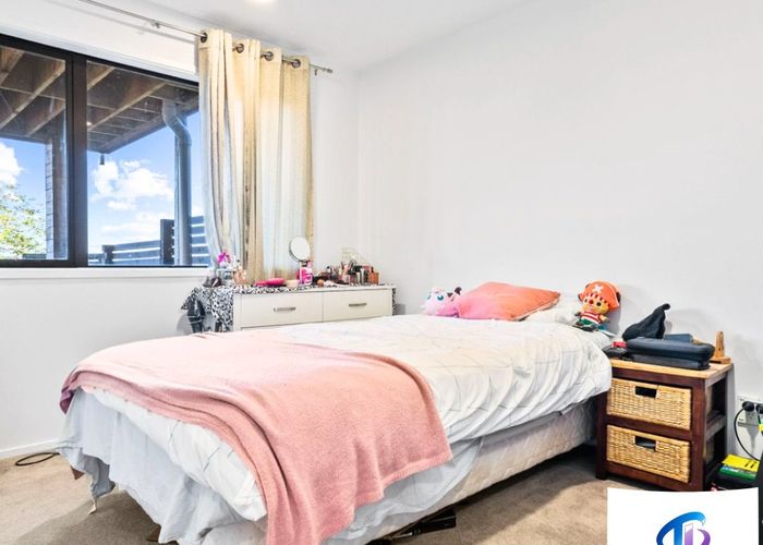  at 13A Bartells Drive, Goodwood Heights, Manukau City, Auckland