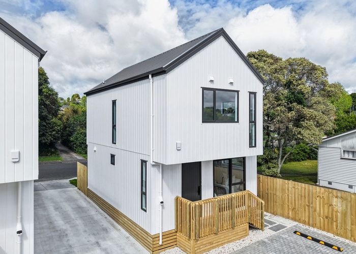  at 66 Weldene Avenue, Glenfield, North Shore City, Auckland