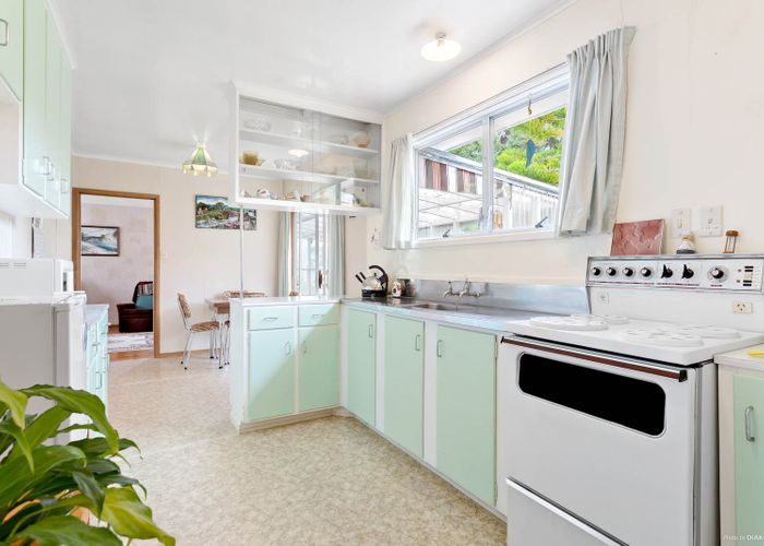  at 26 Dunraven Place, Torbay, Auckland