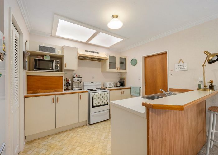  at 282B Main Road, Tawa, Wellington, Wellington