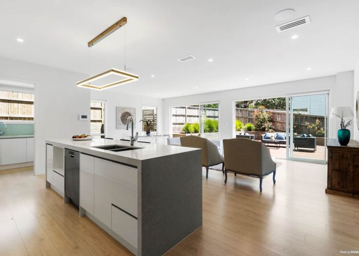  at 11 Golden Morning Drive, Albany Heights, Auckland