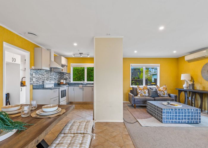  at 1/32 Neil Avenue, Te Atatū Peninsula, Auckland