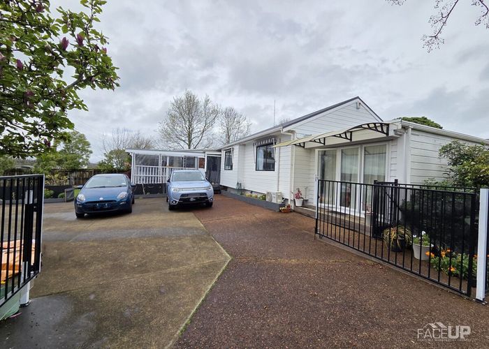  at 323a Hobsonville Road, Hobsonville, Waitakere City, Auckland