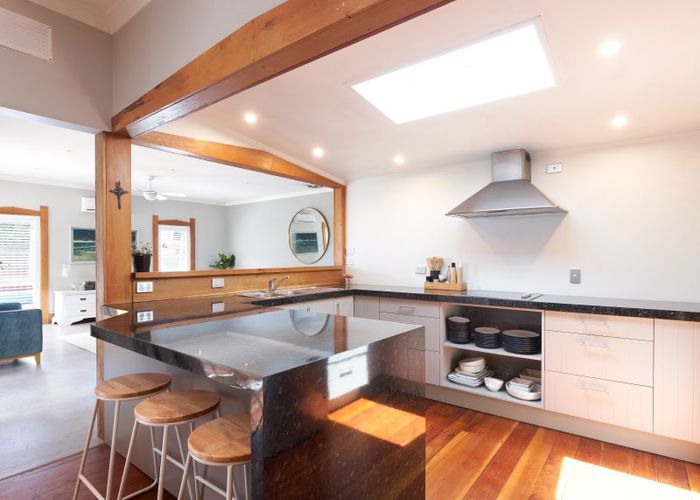 at 303 Mclean Street, Saint Leonards, Hastings
