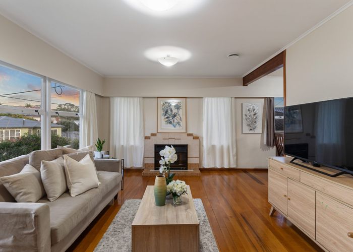  at 2/12 Merriefield Avenue, Forrest Hill, Auckland