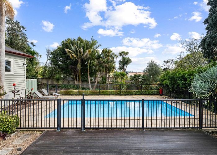  at 31 Roland Road, Greenhithe, North Shore City, Auckland
