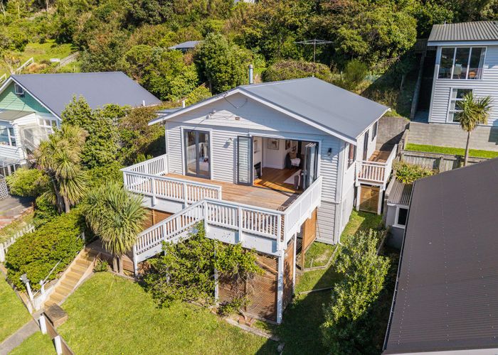  at 94 Eden Street, Island Bay, Wellington, Wellington