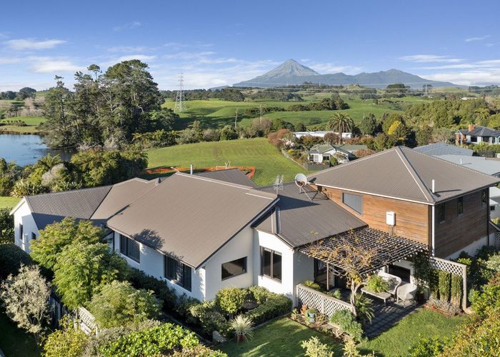  at 4 Kororako Grove, Whalers Gate, New Plymouth, Taranaki
