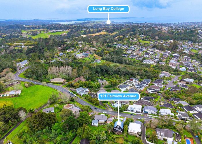 at 121  Fairview Avenue, Fairview Heights, North Shore City, Auckland