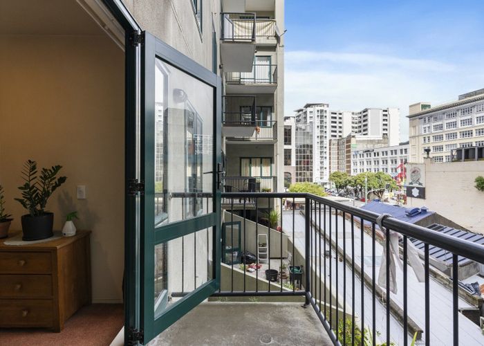  at 307/120 Courtenay Place, Te Aro, Wellington, Wellington