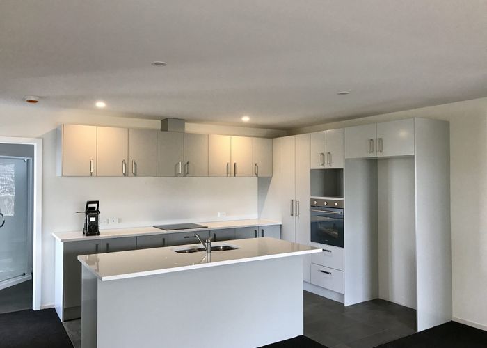  at Units 1-6/200 Pilkington Road, Point England, Auckland City, Auckland