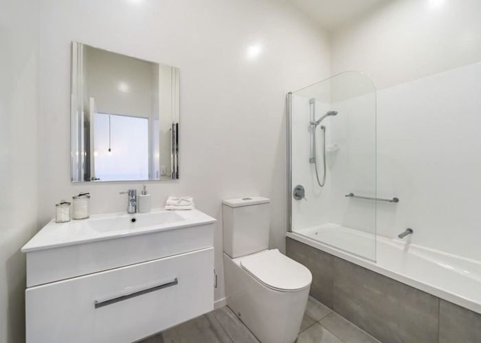  at 53 Te Ara O Paetutu, Petone, Lower Hutt