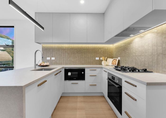  at 4/1 Waiohua Road, Greenlane, Auckland City, Auckland