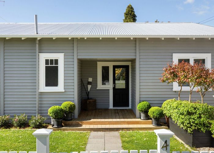  at 4 Dyer Street, Whitiora, Hamilton