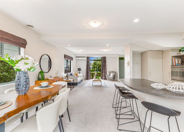  at 72 Gunner Drive, Te Atatu Peninsula, Auckland