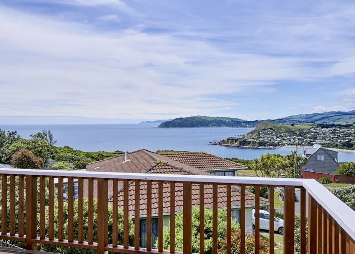  at 3 Tikati View, Titahi Bay, Porirua