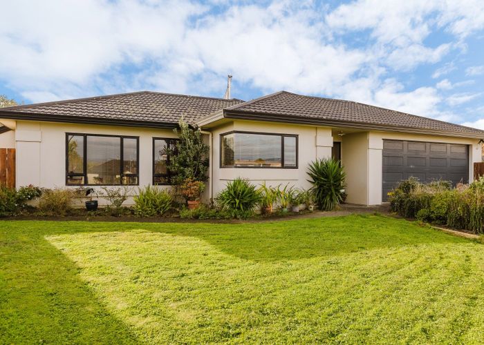  at 15 Aspen Way, Kelvin Grove, Palmerston North, Manawatu / Whanganui