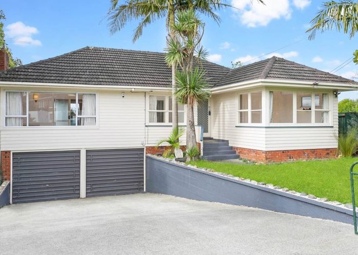  at 192 Methuen Road, New Windsor, Auckland