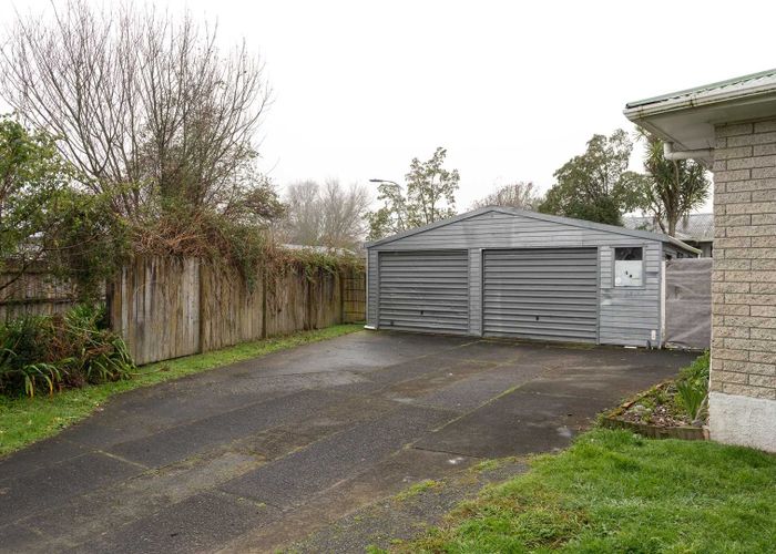  at 25 Magee Place, Chartwell, Hamilton, Waikato